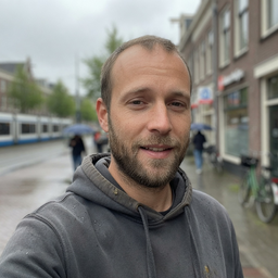 Arjan H.